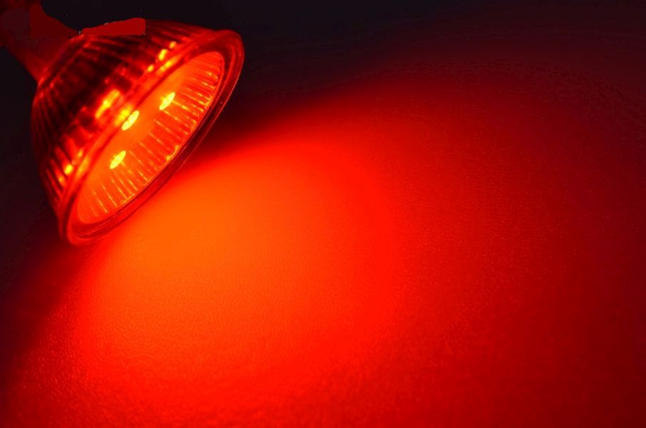 LED-Leuchtmittel Spot mit 16 SMD - GU5.3 Sockel - ROT/WEISS
