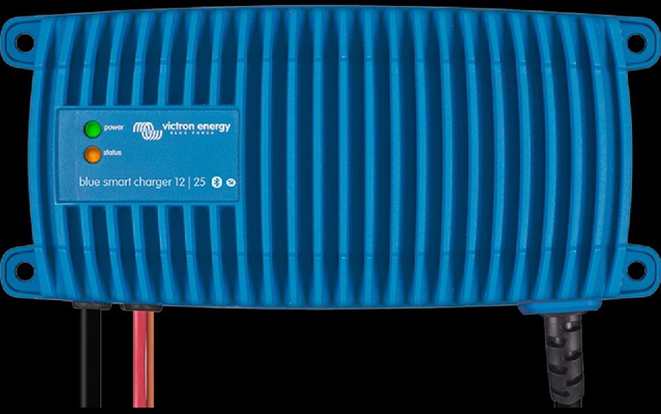VICTRON - Blue Smart IP67 Charger 12V/17A (1) 230V