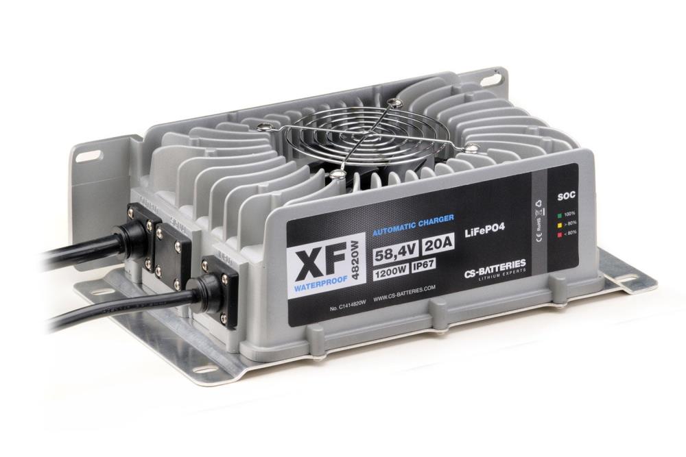 CS - Automatik LiFePO4 Ladegerät - 48V/20A