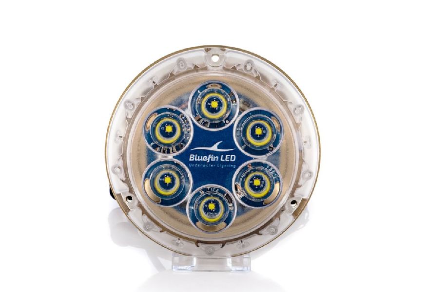 BLUEFIN - Piranha P6 NITRO SM 12v Diamond White , 3500 Lumen