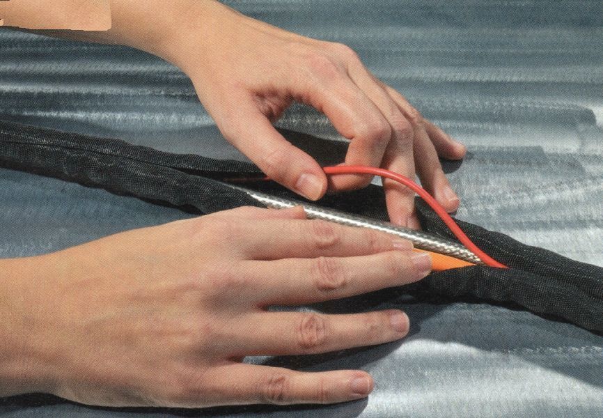 Kabel-Gewebeschutzschlauch Ø 19 mm - selbstschliessend